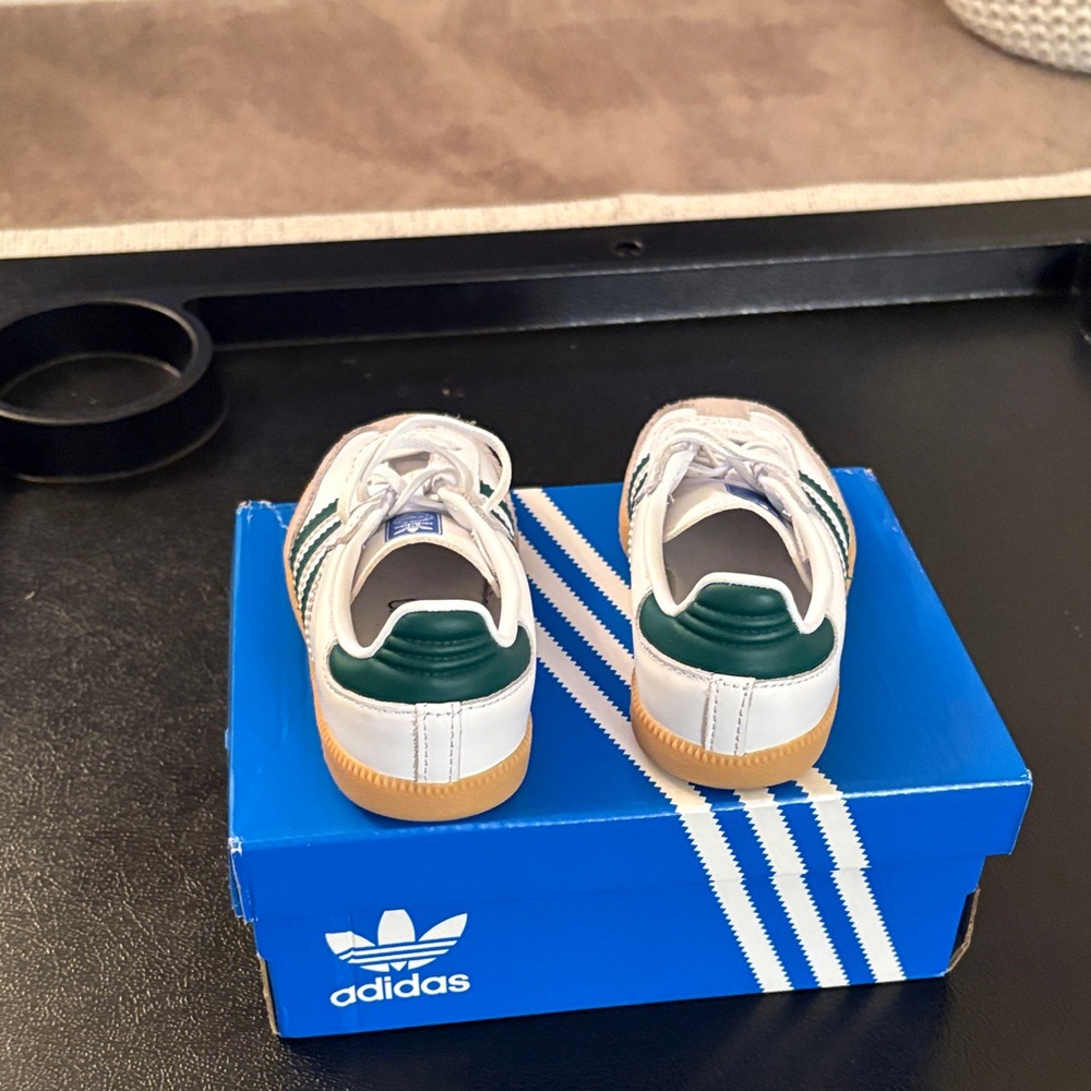 Adidas Kids Sneakers - White, Green, and Tan - Picture 3 of 4